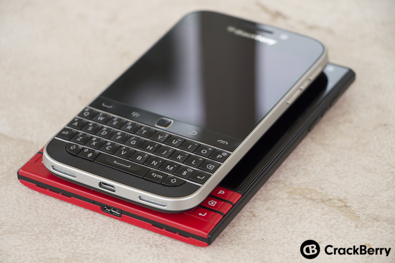 BlackBerry-Classic-BlackBerry-Passport-Devices-right